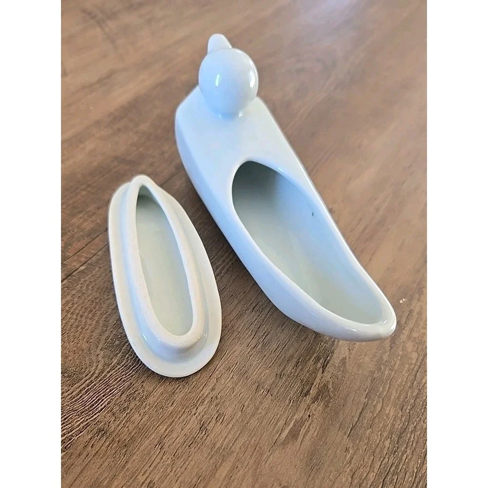 Vintage RARE Porcelain Lidded Duck Shaped Container Paté Dish/Trinket Vessel